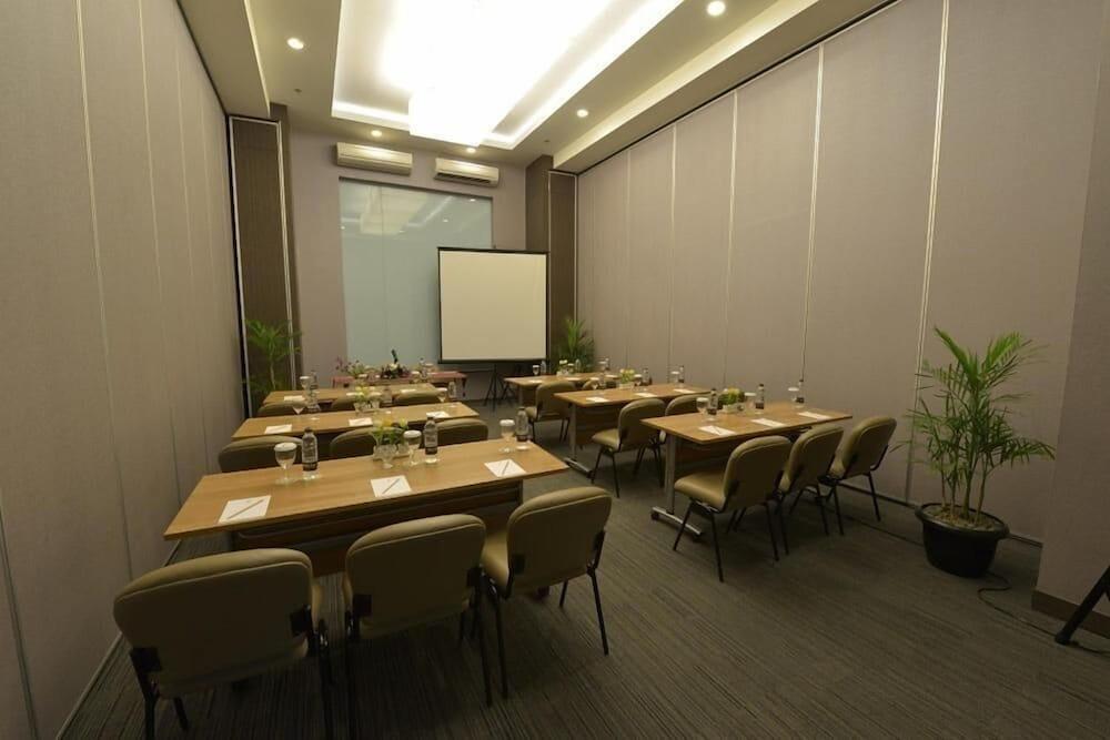 Pranaya Boutique Hotel Serpong Eksteriør billede
